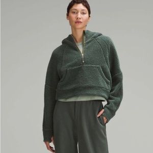 Lululemon Sherpa Scuba
